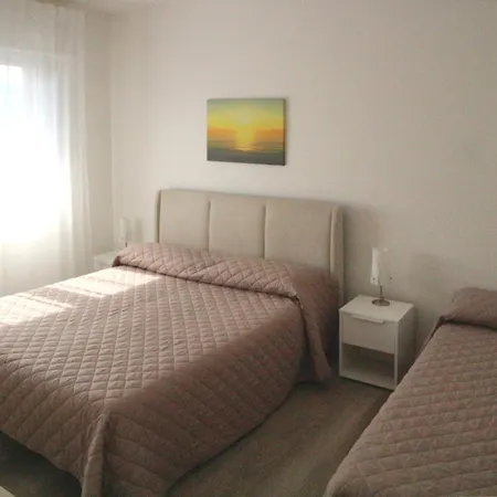 Apartament Michelangelo Sabbiadoro *